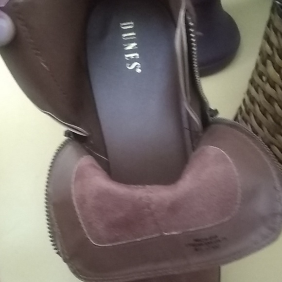 🎀 Booties 🎀 - Picture 3 of 3